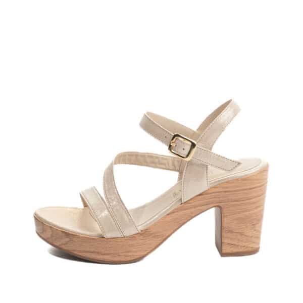 chaussure-à-talon-Rose-doré-les-pymprenelles-albi